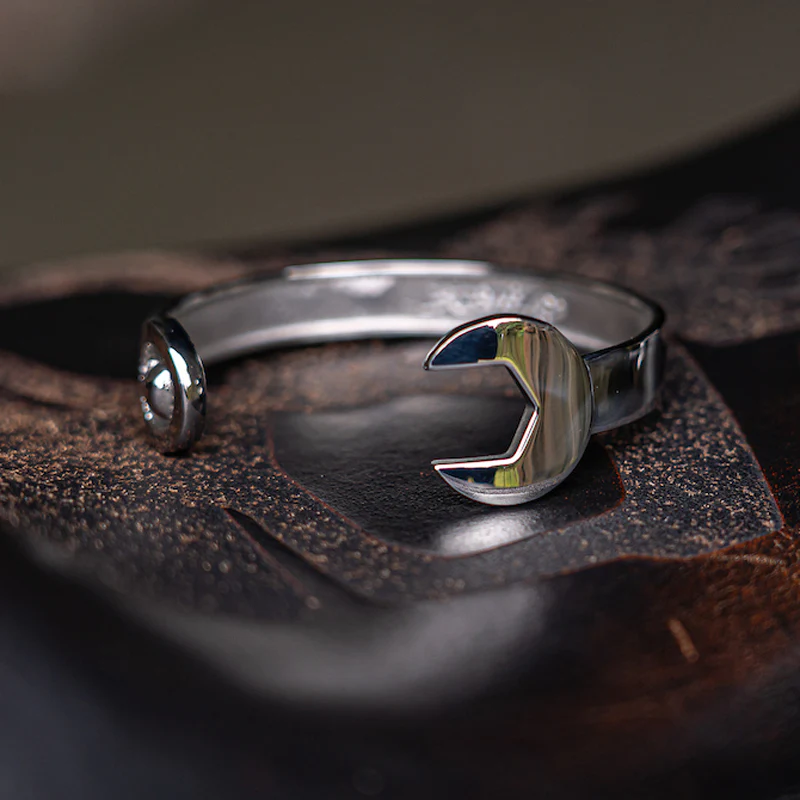 BOBHEAD Skull Bangle - Image 4